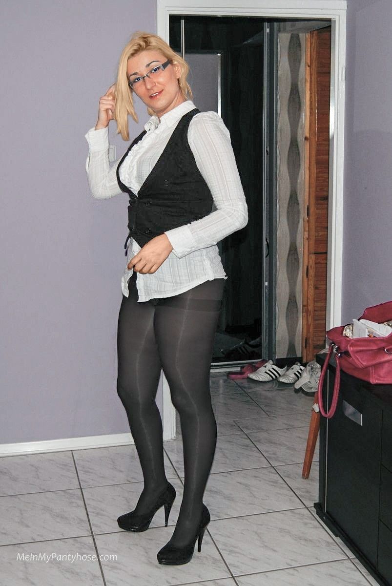 pantyhose milf sex - female submission porn fox smulder